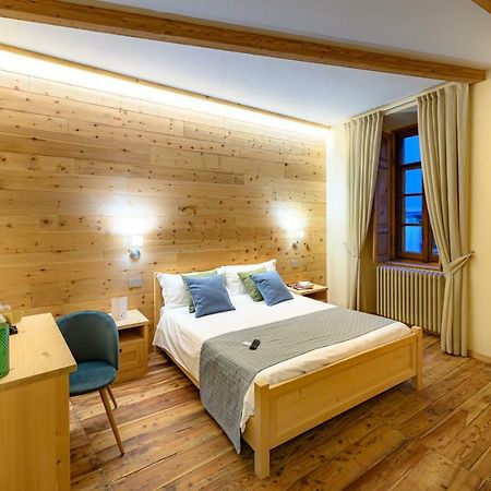 B&B Antica Residenza Centro Storico 티라노 외부 사진