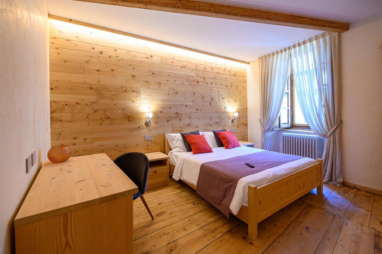 B&B Antica Residenza Centro Storico 티라노 외부 사진