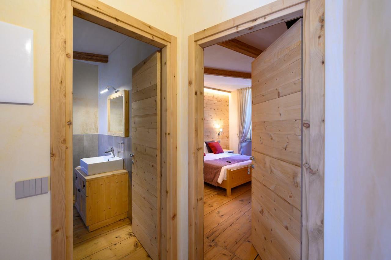 B&B Antica Residenza Centro Storico 티라노 외부 사진