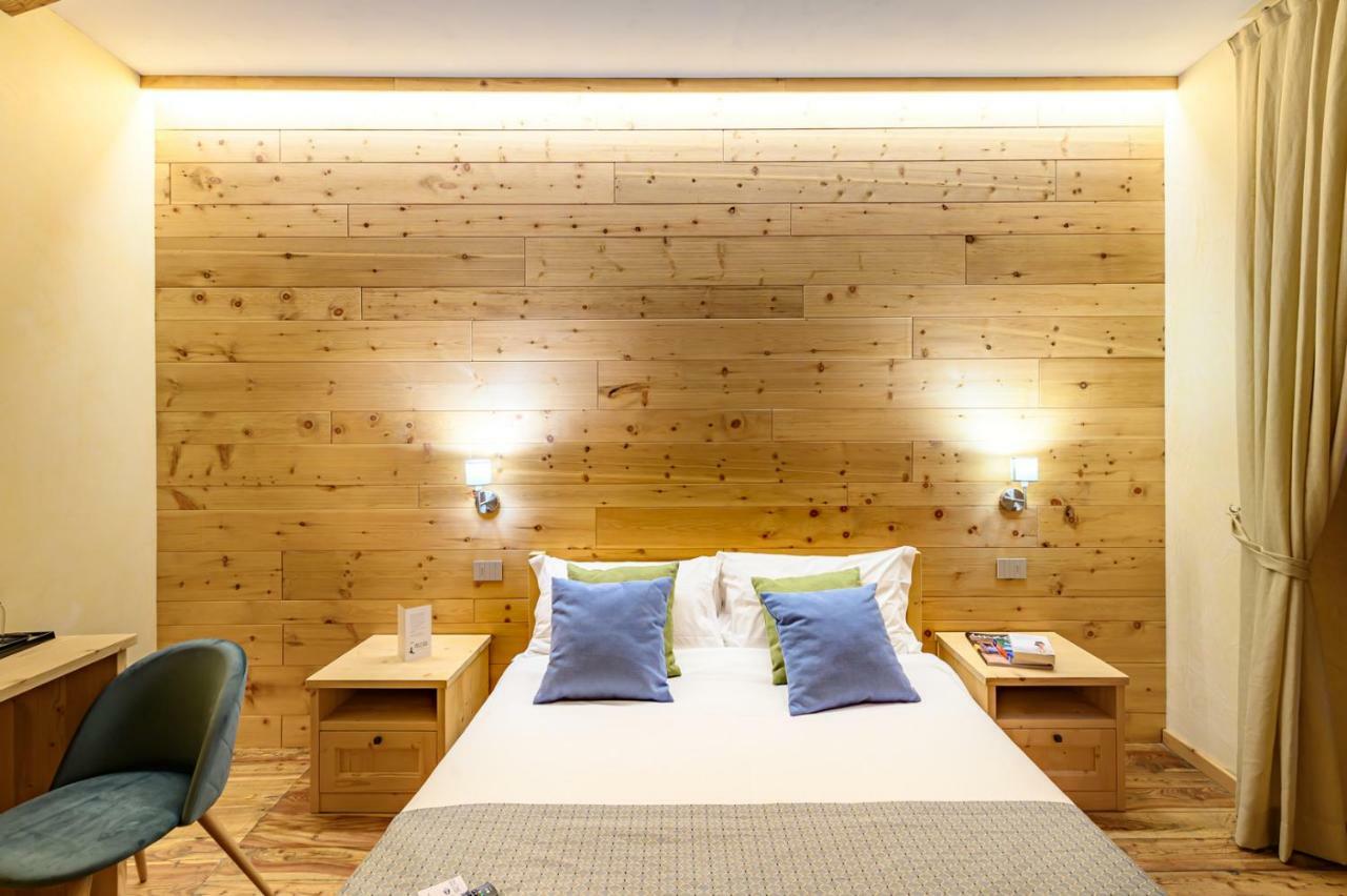 B&B Antica Residenza Centro Storico 티라노 외부 사진